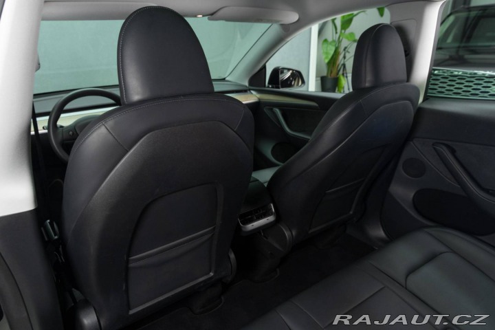 Tesla Model Y Dual Motor Long Range 37 2023