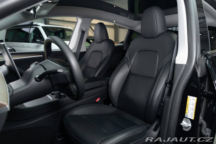 Tesla Model Y Dual Motor Long Range 37 2023