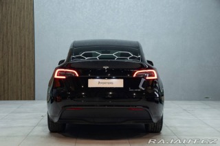 Tesla Model Y Dual Motor Long Range 37 2023