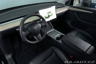 Tesla Model Y Dual Motor Long Range 37 2023