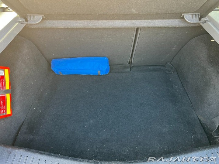 Ford Focus 2,0   i 107kW velmi pěkný 2008