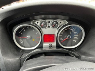 Ford Focus 2,0   i 107kW velmi pěkný 2008