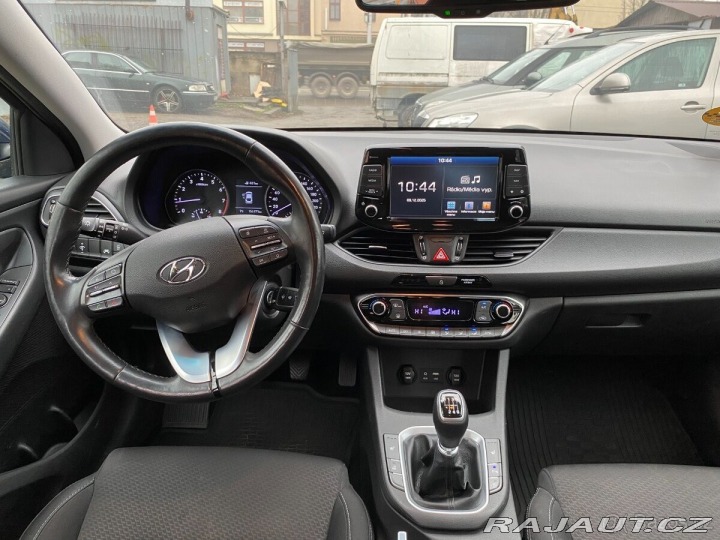 Hyundai i30 1,4 FASTBACK 2018