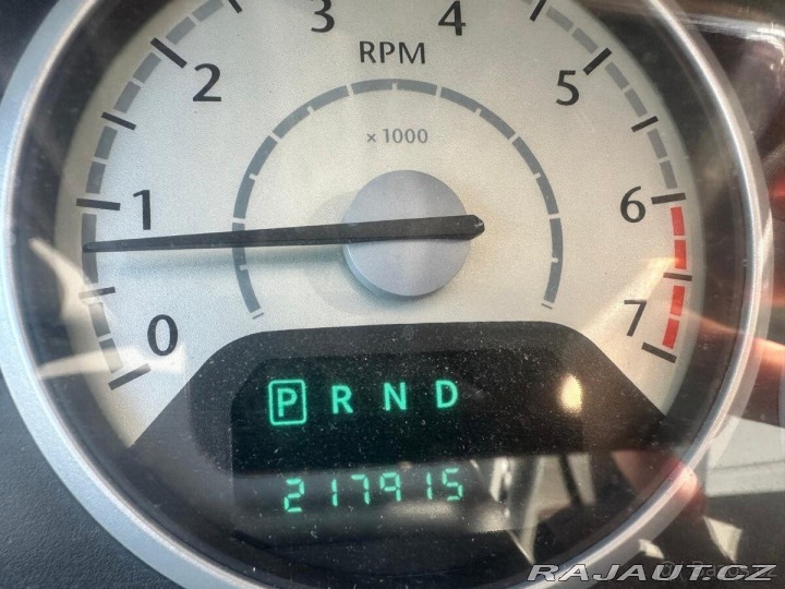 Chrysler Town & Country 3,8   V6 148Kw BENZIN+LPG 2007