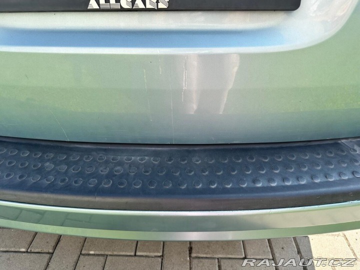 Chrysler Town & Country 3,8   V6 148Kw BENZIN+LPG 2007