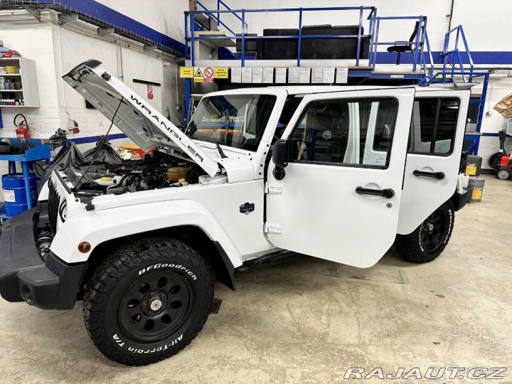 Jeep Wrangler Arctic Edice 1800
