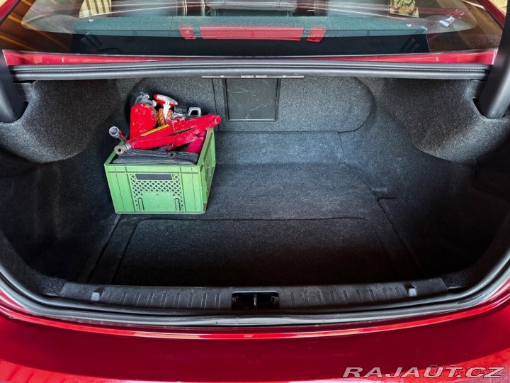 Volvo S60 2,0   2010, 120 kW, 169 0 2010