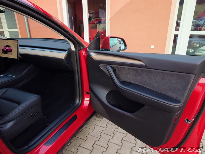 Tesla Model Y Long Rnge Dual Motor 378 2022