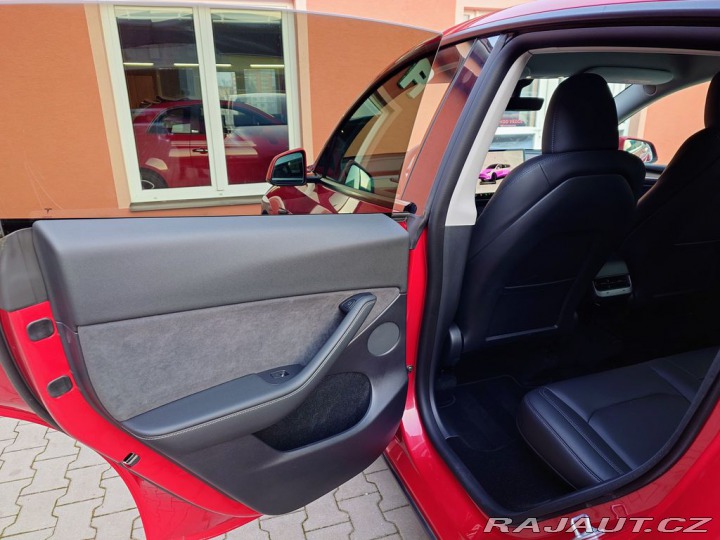 Tesla Model Y Long Rnge Dual Motor 378 2022