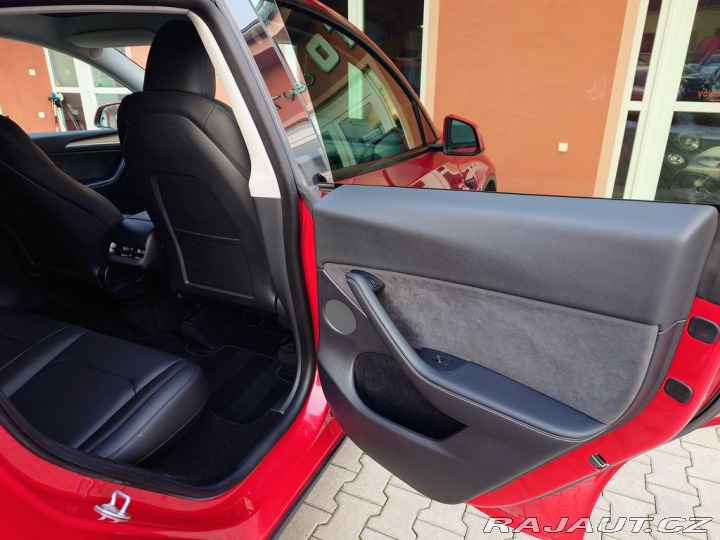 Tesla Model Y Long Rnge Dual Motor 378 2022