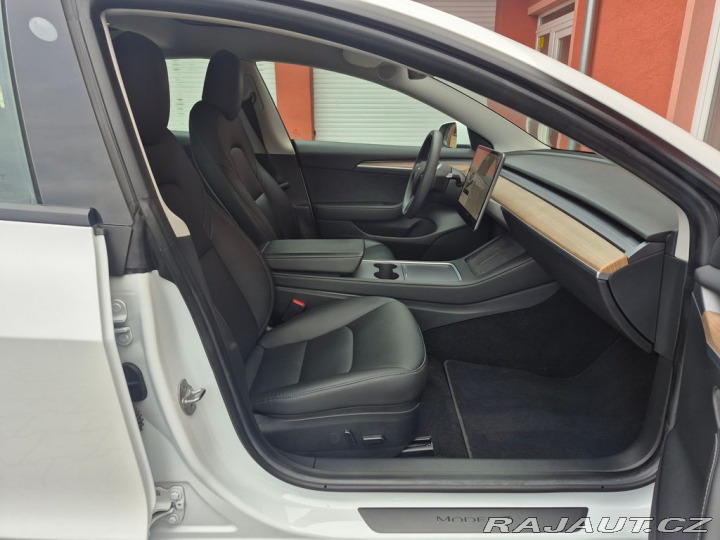 Tesla Model 3 Long Range Dual Motor 366 2021