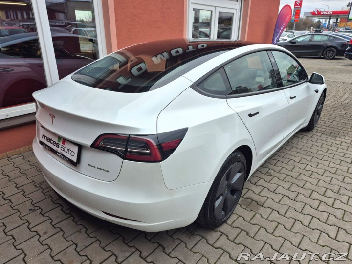 Tesla Model 3 Long Range Dual Motor 366 2021