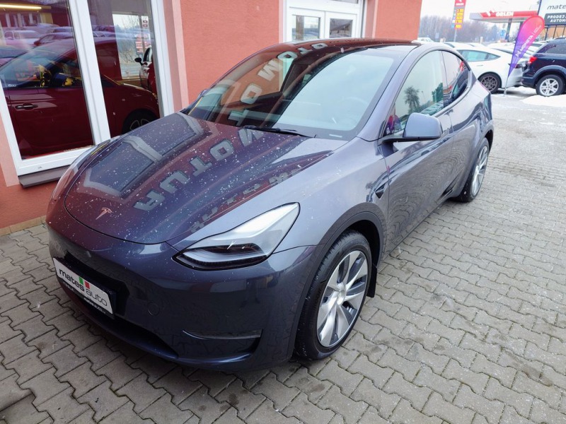 Tesla Model Y Long Range Dual Motor 378