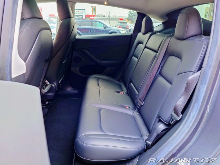 Tesla Model Y Long Range Dual Motor 378 2022