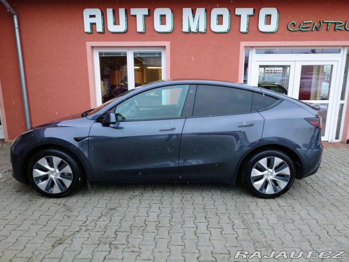 Tesla Model Y Long Range Dual Motor 378 2022