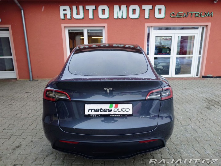 Tesla Model Y Long Range Dual Motor 378 2022