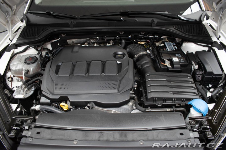 Škoda Octavia 2.0 TDI 110 REZERVACE 2021