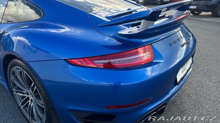 Porsche 911 Turbo S 2013