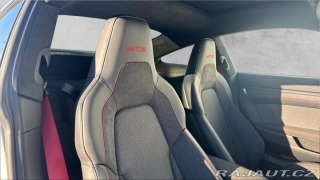 Porsche 911 GTS 2025