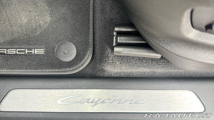 Porsche Cayenne Coupé 2025