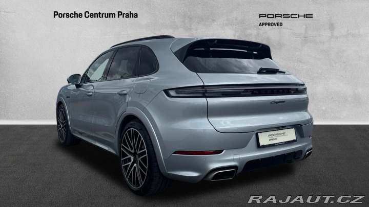Porsche Cayenne E-Hybrid 2024