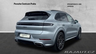 Porsche Cayenne E-Hybrid 2024