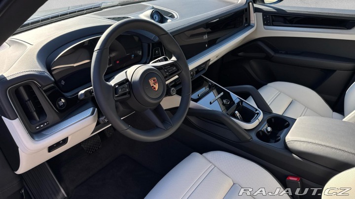 Porsche Cayenne E-Hybrid Coupé 2025