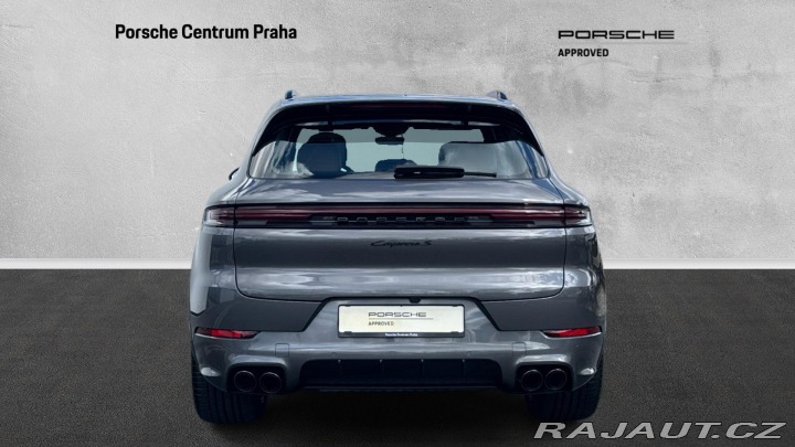 Porsche Cayenne S E-Hybrid 2025