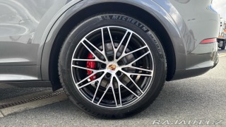 Porsche Cayenne S E-Hybrid 2025