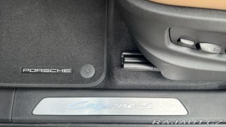 Porsche Cayenne S E-Hybrid 2025
