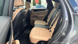 Porsche Cayenne S E-Hybrid 2025