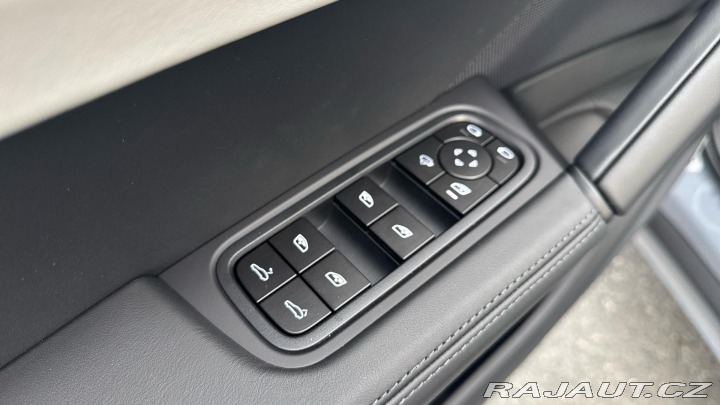 Porsche Cayenne Coupé 2025