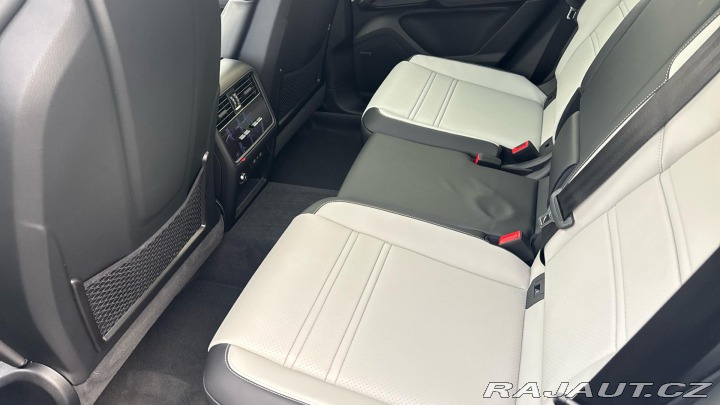 Porsche Cayenne Coupé 2025