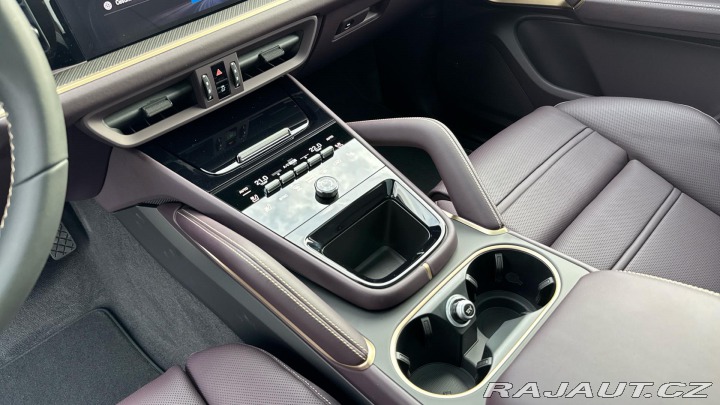 Porsche Cayenne E Hybrid Coupé 2025