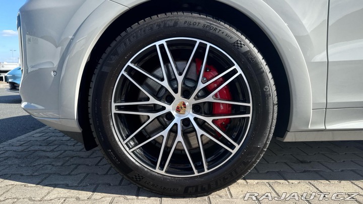 Porsche Cayenne S 2025