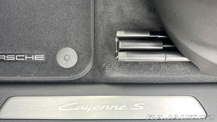 Porsche Cayenne S E-Hybrid Coupé 2025