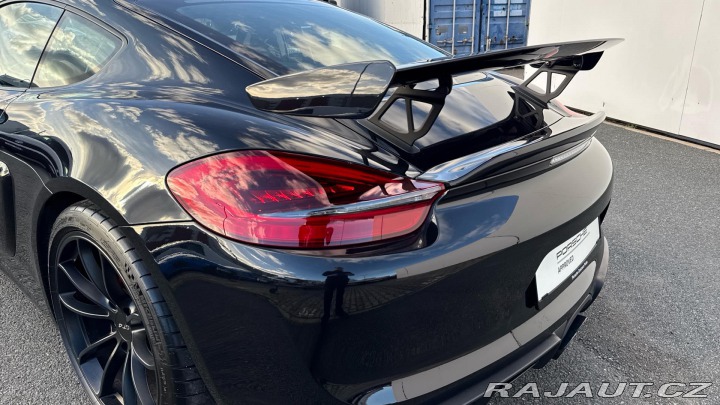 Porsche Cayman GT4 2016
