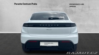 Porsche Macan  2025