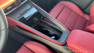 Porsche Macan Turbo 2025