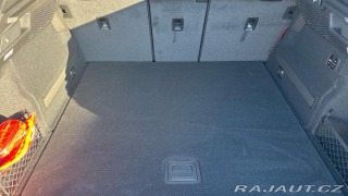 Porsche Macan Turbo 2025