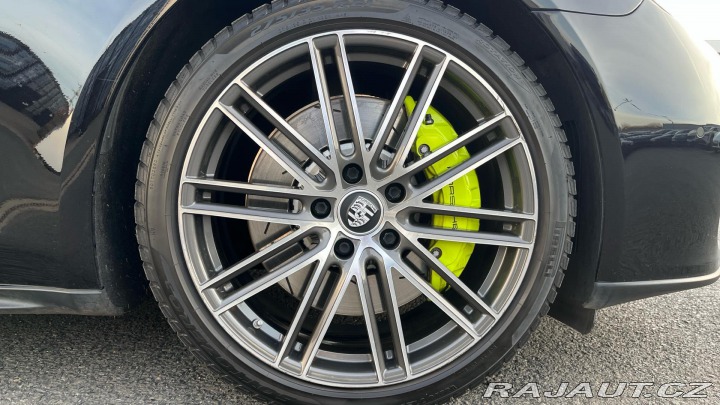 Porsche Panamera 4 E-Hybrid 2021