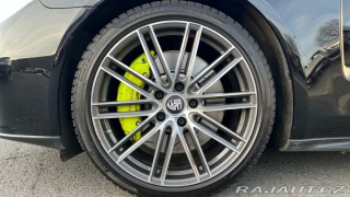 Porsche Panamera 4 E-Hybrid 2021