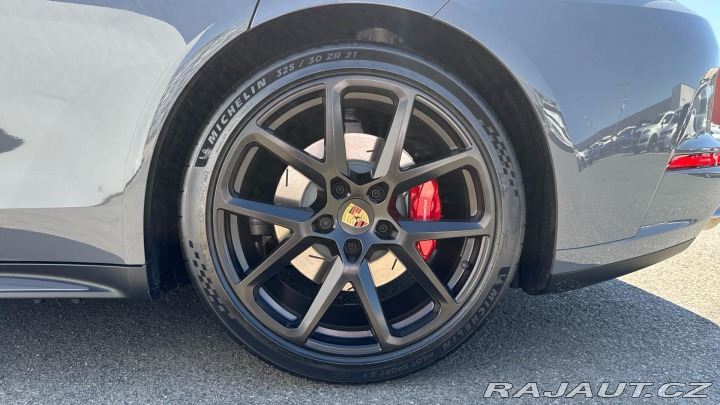 Porsche Panamera 4S E-Hybrid 2025