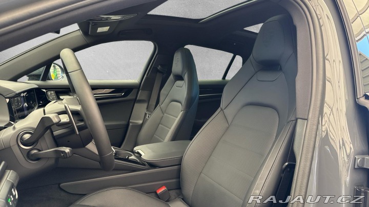 Porsche Panamera 4S E-Hybrid 2025