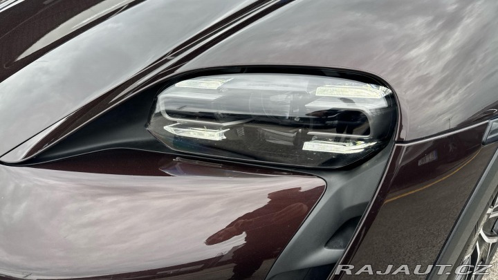 Porsche Taycan 4 Cross Turismo 2022