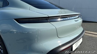 Porsche Taycan  2025