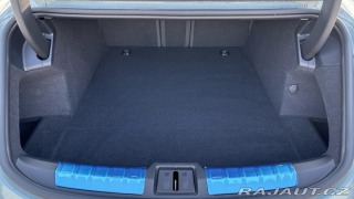 Porsche Taycan  2025