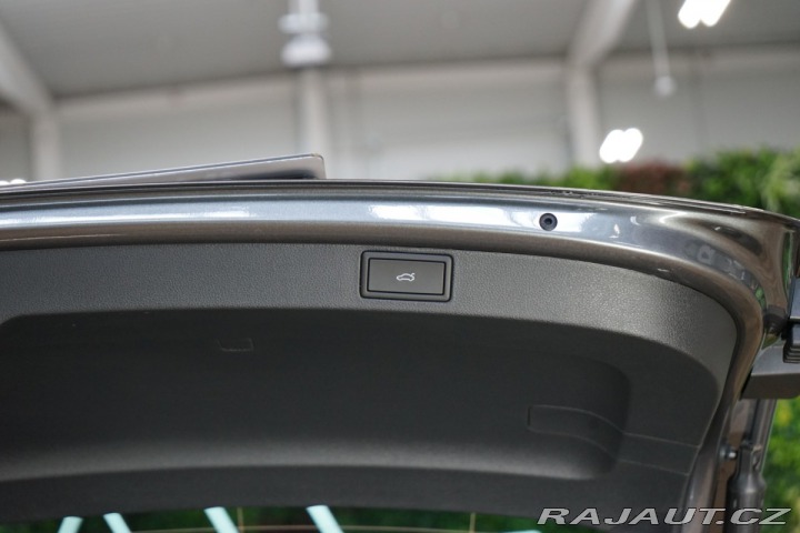 Škoda Scala MONTE CARLO*DSG*ZÁRUKA*PA 2025