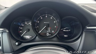 Porsche Macan T 2022
