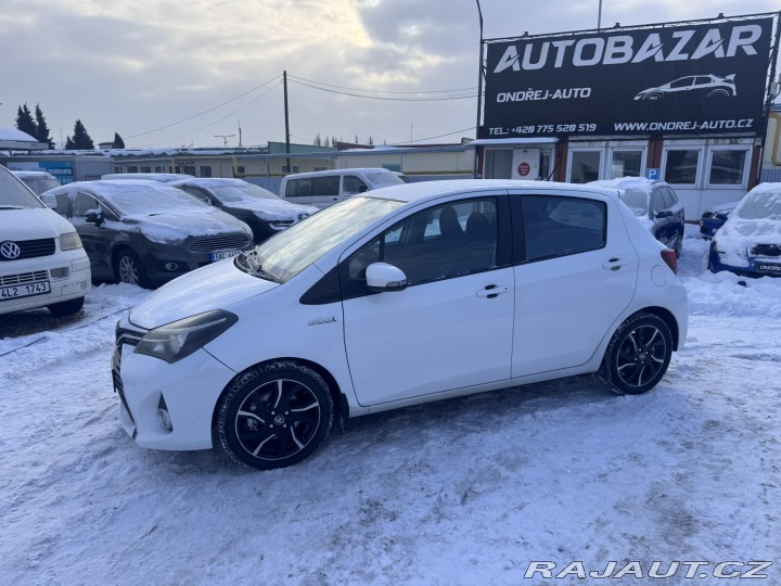 Toyota Yaris HYBRID 1,5 54 KW STK 2016